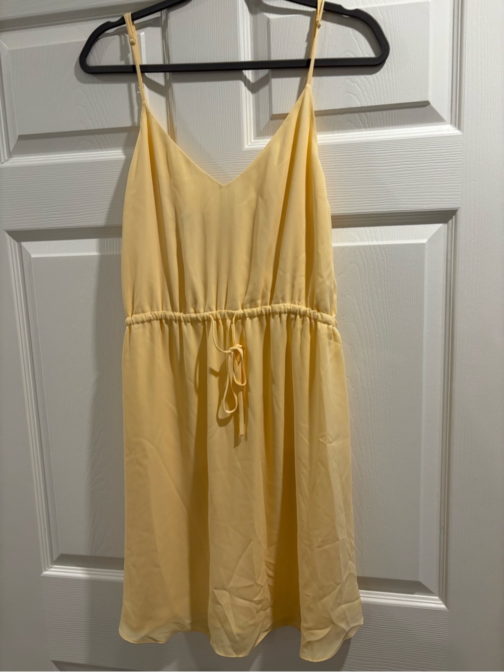 Aritzia Pale Yellow V-Neck Spaghetti Strap Midi Dress